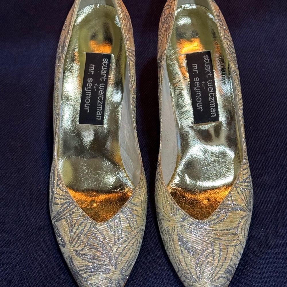 Stuart Weitzman Gold Patterned Heels - image 1
